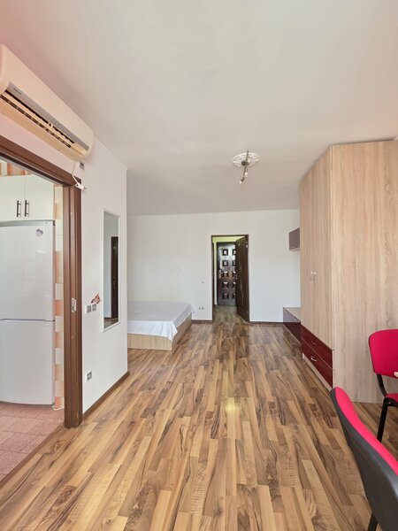 Theodor Pallady/piata Trapezului,3minute metrou