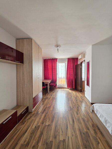 Theodor Pallady/piata Trapezului,3minute metrou