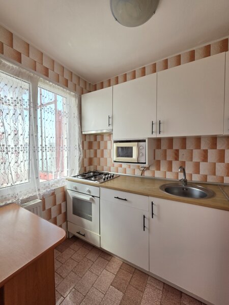 Theodor Pallady/piata Trapezului,3minute metrou