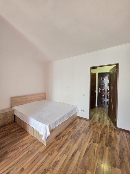 Theodor Pallady/piata Trapezului,3minute metrou